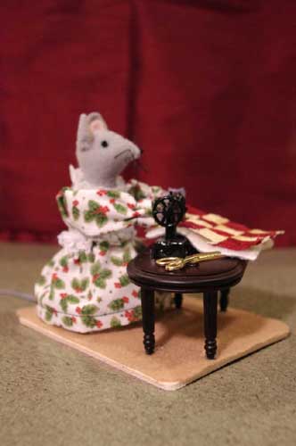 Quilting Mouse Lady